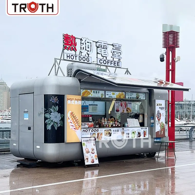 Camion cu mâncare pentru hot dog cu bucătărie completă